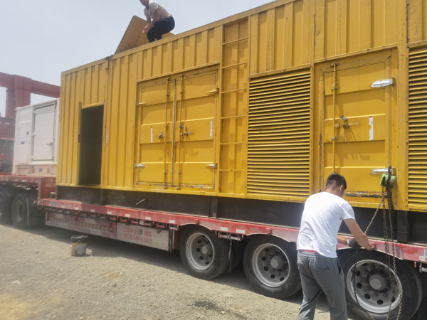 农安除了负载情况和发动机维护，还有哪些因素会影响 200kw 柴油发电机的油耗？
